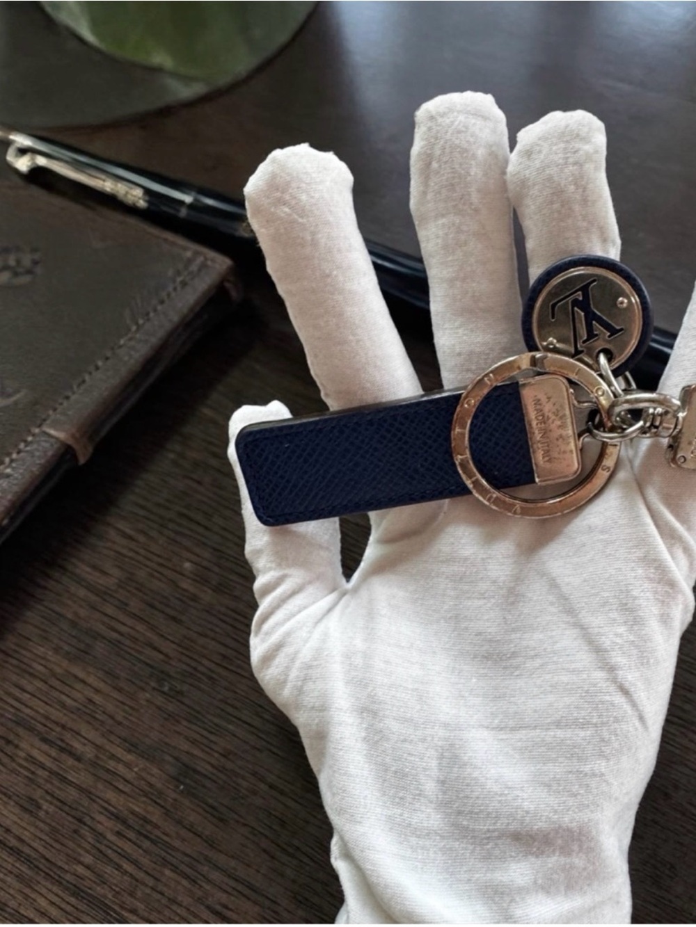 EUC Louis Vuitton Blue and Silver Key Holder Keyring - Picture 4 of 6